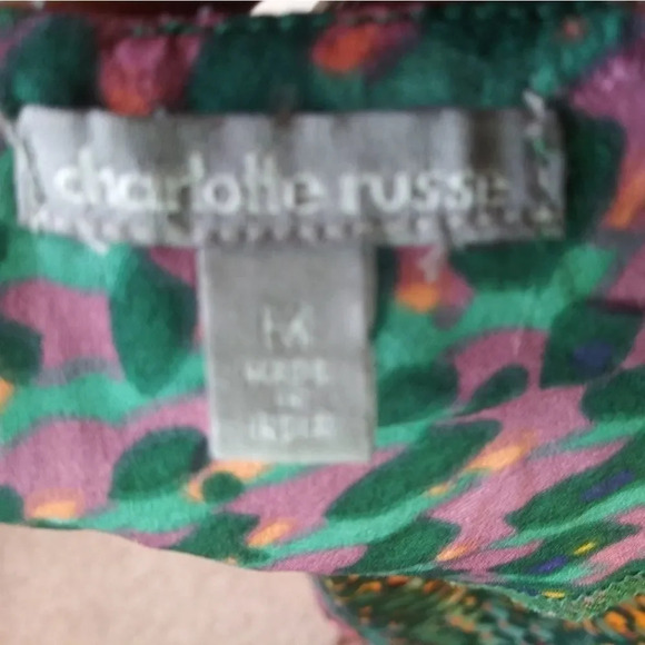 CHAROLOTTE RUSSE SPLIT SLEEVE BLOUSE - Picture 4 of 5